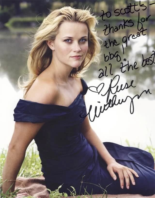 Reese Witherspoon at Scott’s Walk-Up Bar-B-Q